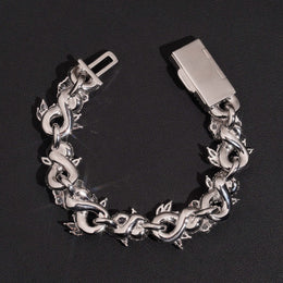 Back construction and clasp of the 15mm iced flower Cuban bracelet
