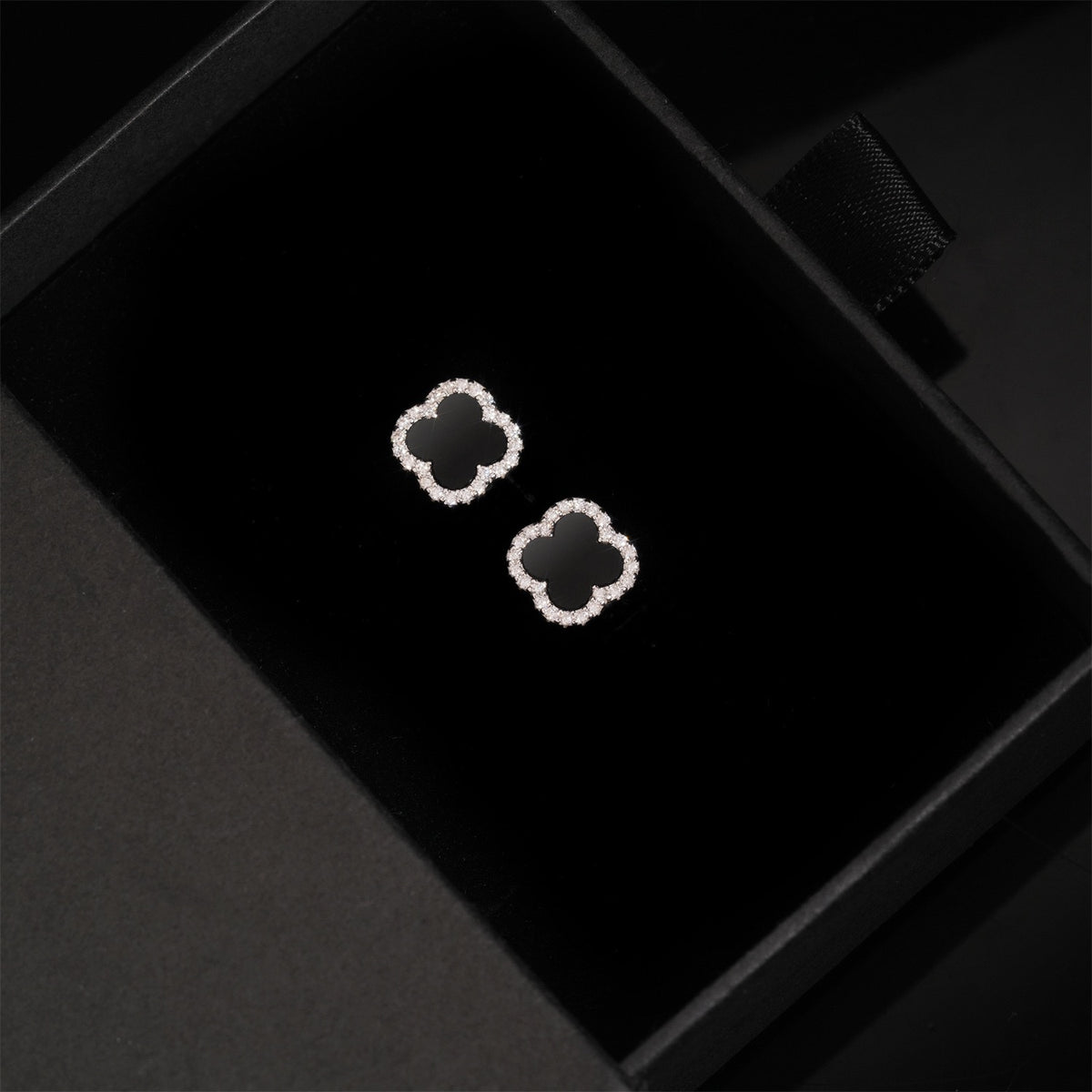 S925 Moissanite Clover Stud Earrings - Screw Back- Miles Jewellery