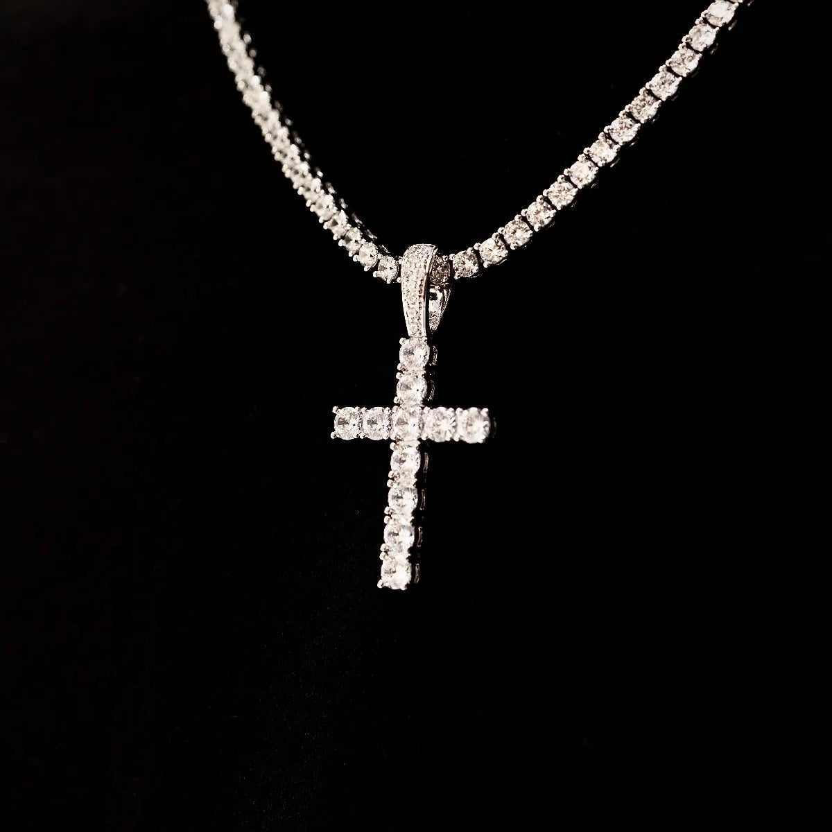 Iced Out 4mm Moissanite Cross Pendant 925 Sterling Silver with 4mm Tennis Chain