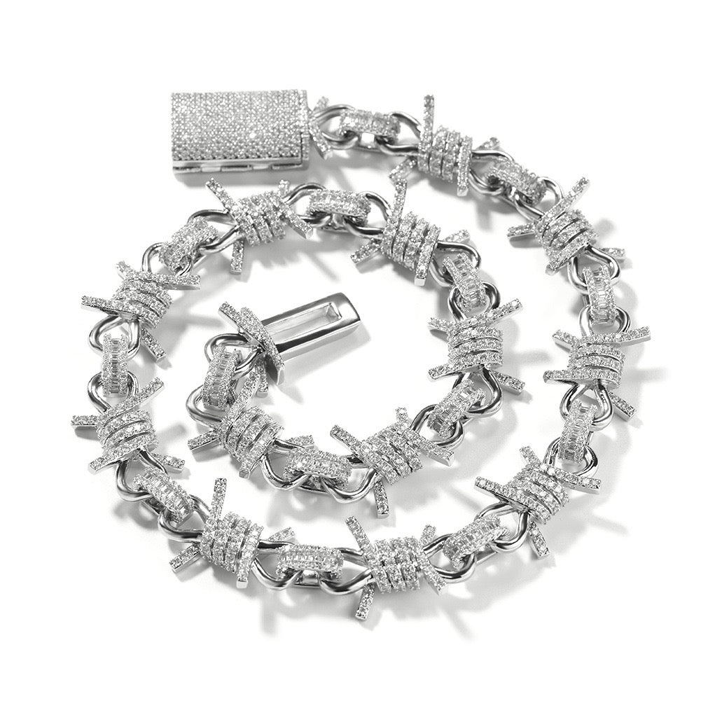 Iced Barbed Wire Chain jewelry detail view 2