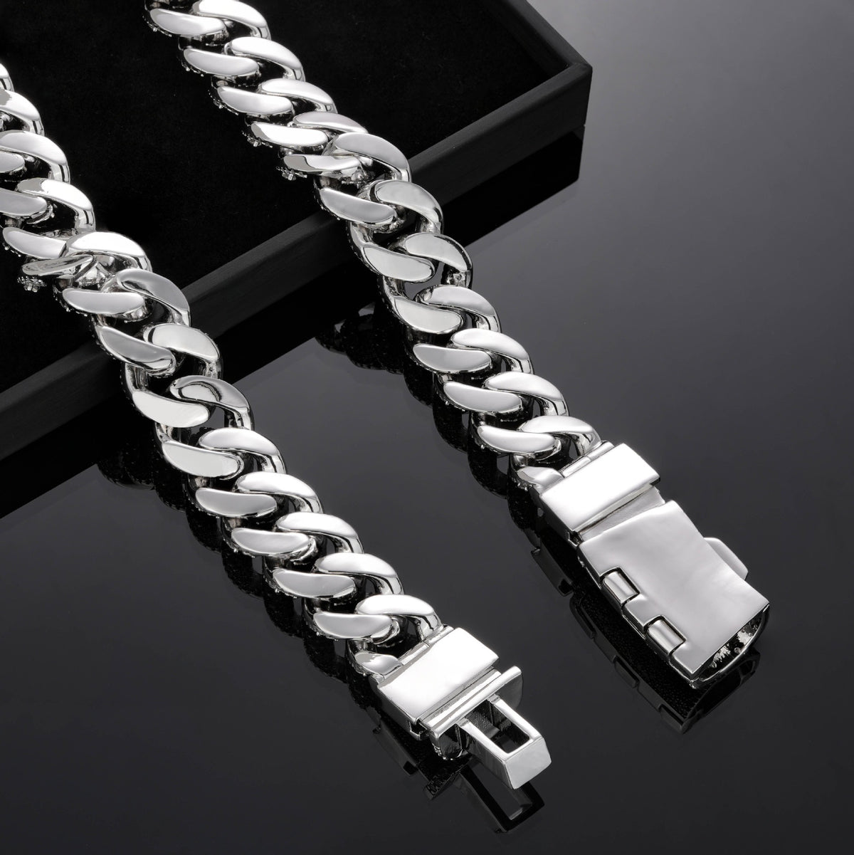 22mm Iced Out Cuban Chain