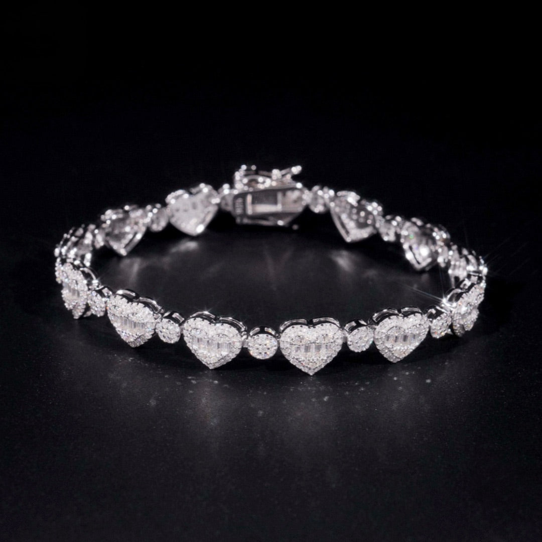 8.5mm Moissanite Heart Link Tennis Chain