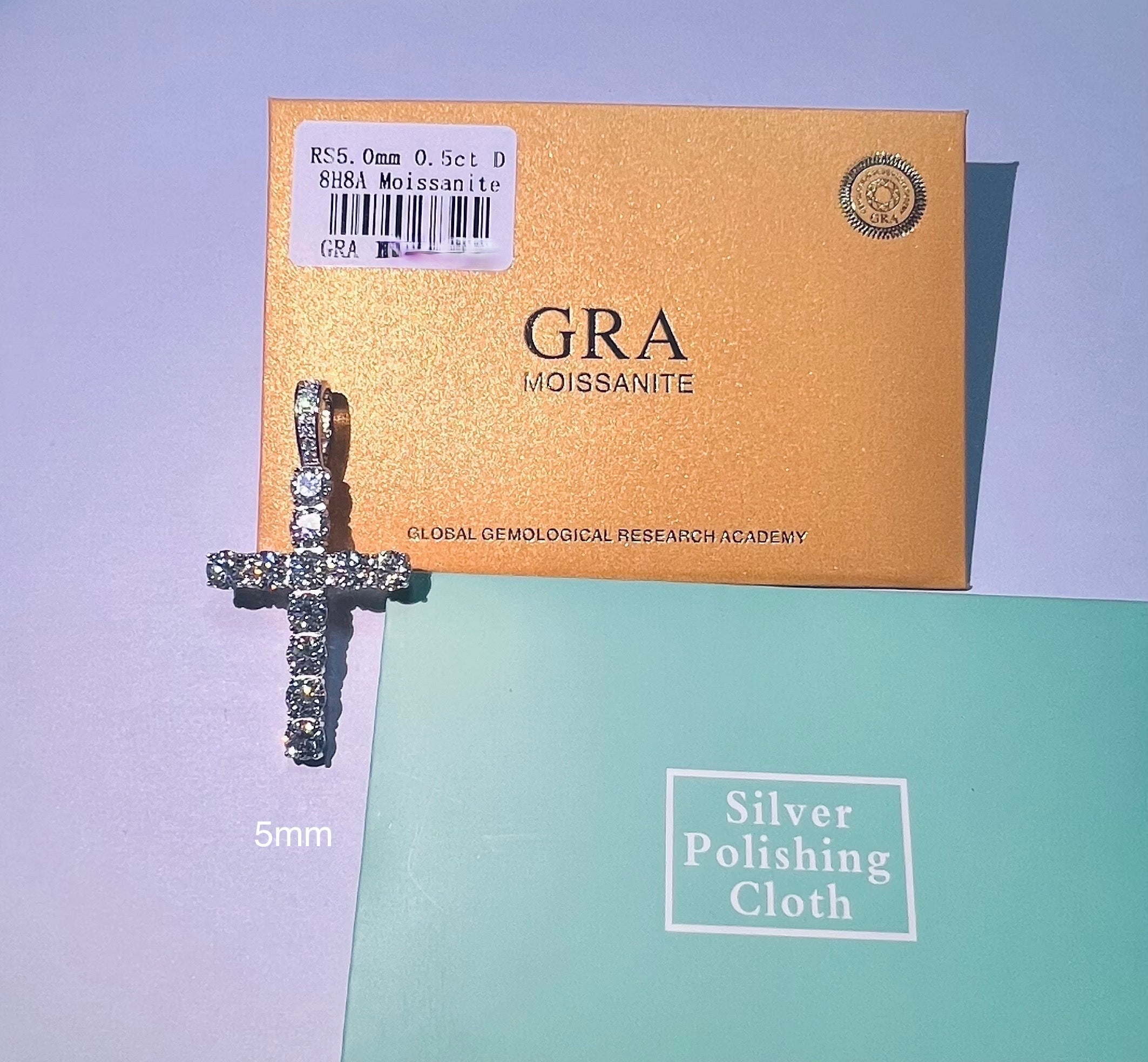 2-6.5mm VVS1 Moissanite 925 Sterling Silver Cross Pendant